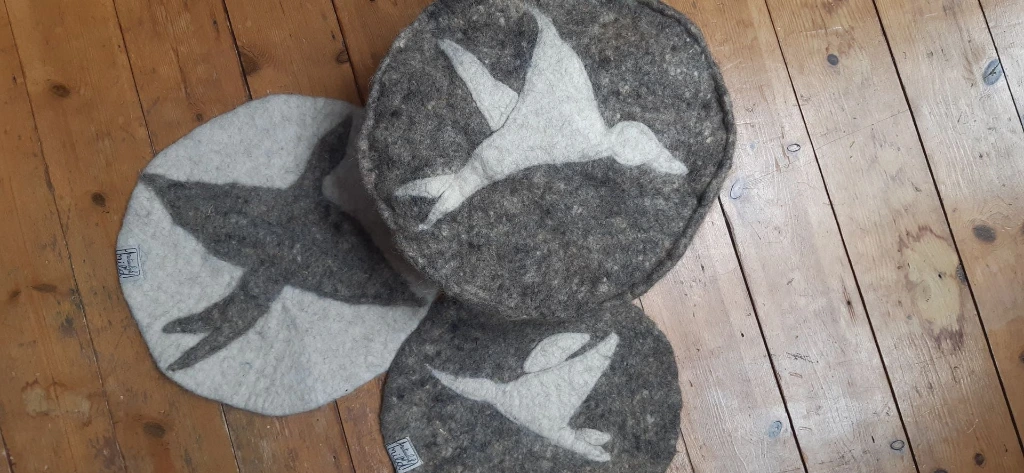 Natuurlijk_Mild attelier Pouffe SeatPads 100%wool.webp