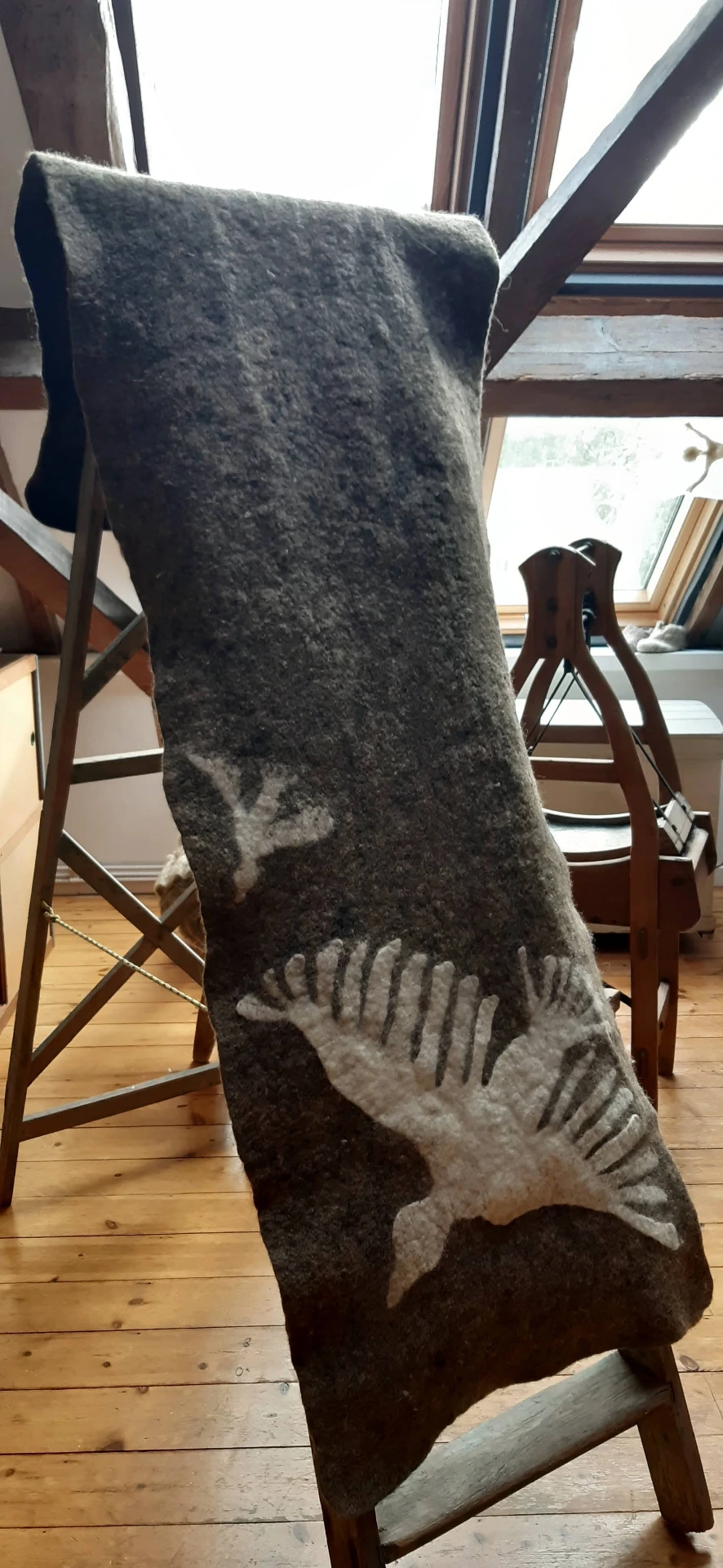 Yin Yoga Mat - Free the peace birds Collection - Belgian wool