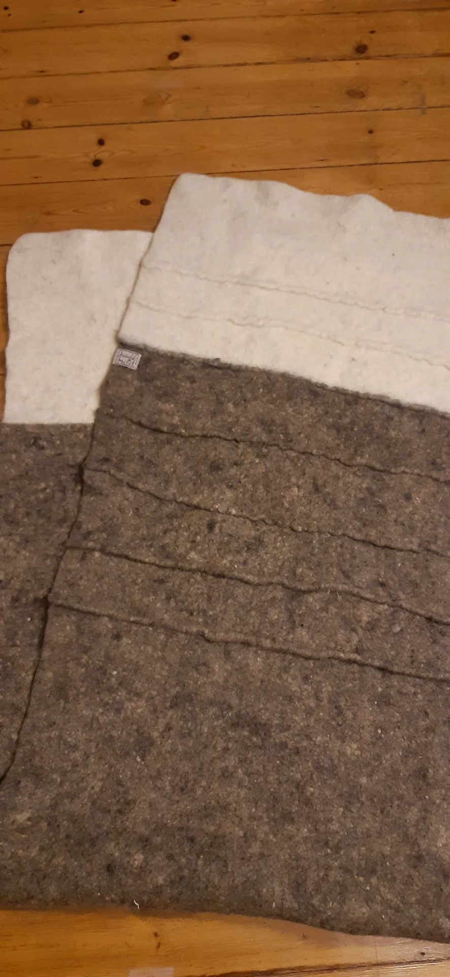 Yin Yoga Mat XL- bi-colour-natural - Belgian wool